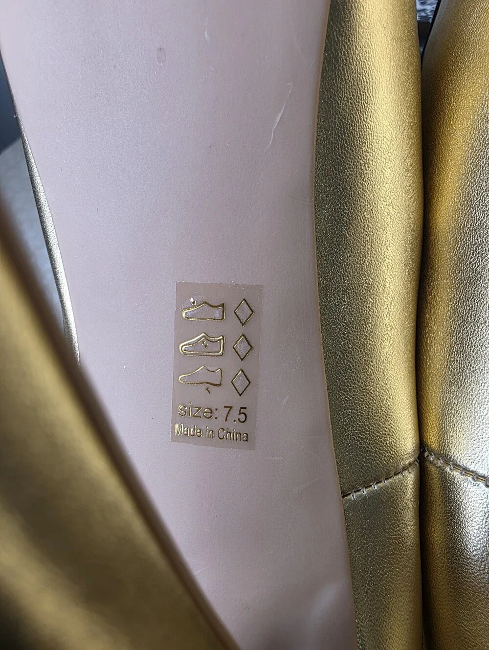 Shoe Republic LA Venerable Gold Platform Pumps High Heels Stilettos Size 7.5